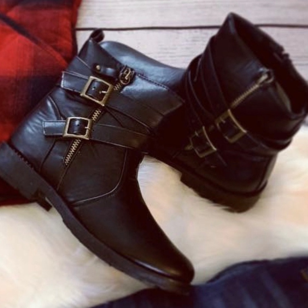Ankle boots